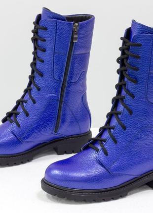 Кожаные ярко-синие высокие женские ботинки берцы осень-зима