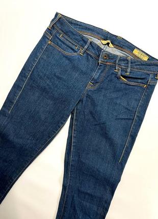 Жіночі джинси guess /розмір s/ джинси guess / жіночі джинси гес / джинси гес / джинси гуес / штани guess /22 фото