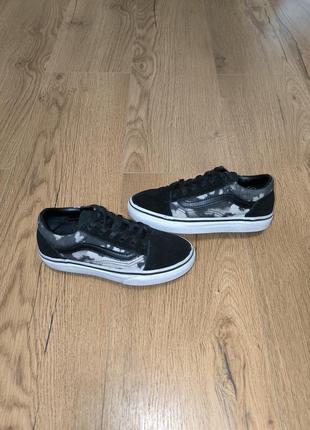 Кеди. vans