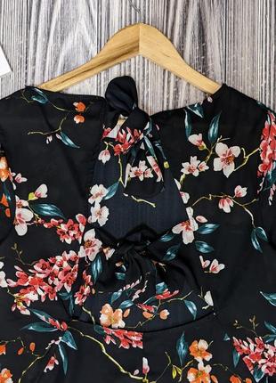 Чорна шифонова блуза з красивою спинкою в квітах primark #4062 фото