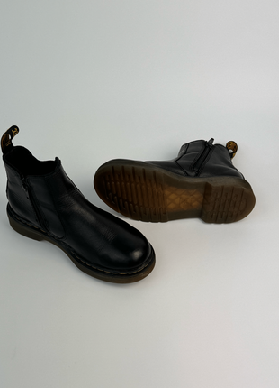 Доктор мартенс/ dr. martens 2976 yellow stitch smooth leather chelsea boots2 фото