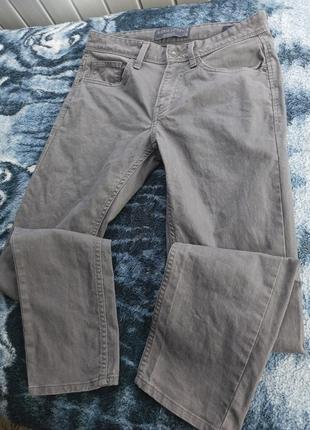 Класні стильні джинси від доброго бренду4 фото