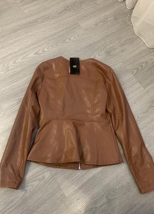 Куртка кожанная коричневая xs размер7 фото