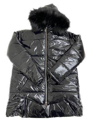 Жіноча зимова курточка плащівка чорного кольору