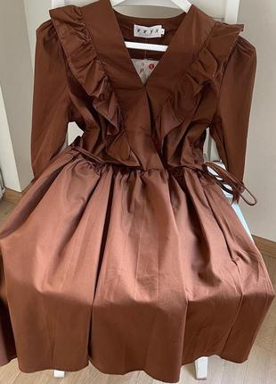 Красивое платье в коричневом цвете6 фото