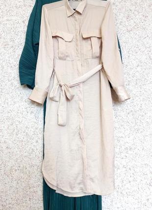 Сукня-рубашка на гудзиках поясок кармани бежева