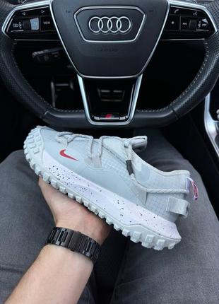 Чоловічі кросівки nike acg mountain fly low gray2 фото