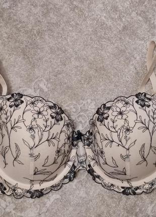 Бюсгалтер matalan