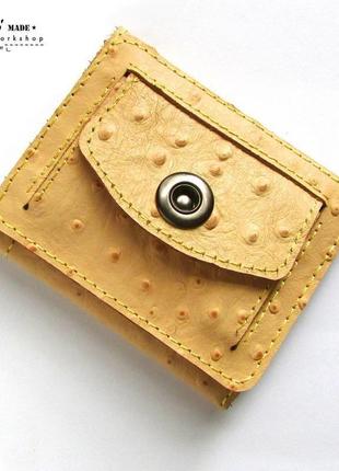 Компактный кошелек из натуральной кожи .цвет пудра беж.