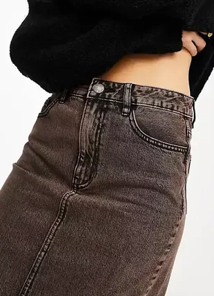 Длинная макси юбка коричневая потерта джинсовая с разрезом stradivarius pull &amp; bear mango zara h&amp;m cos8 фото