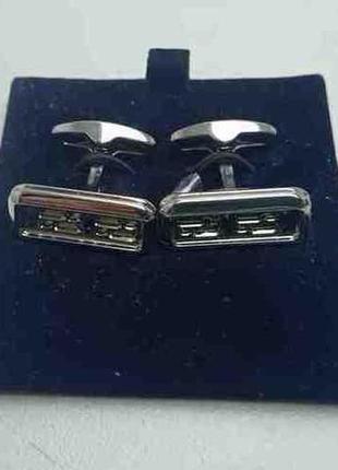 Прикраси та біжутерія б/у swarovski cufflinks emblem 51918711 фото