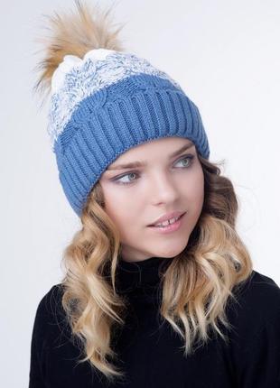 Зимова тепла шапка на флісі з натуральним помпоном