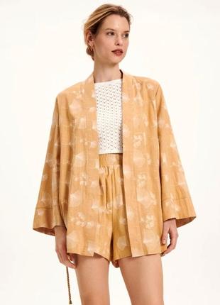 Костюм комплект льняной с вышивкой кимоно шорты