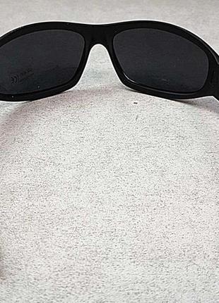 Сонцезахисні окуляри б/у сонцезахисні окуляри чорні3 фото