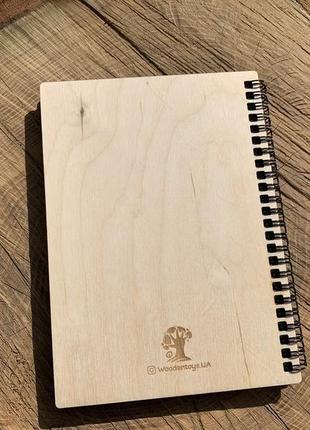Дерев'яний блокнот з гравіюванням а54 фото