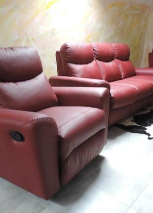 Стильный кожаный диван реклайнер, кожаная мебель релакс1 фото