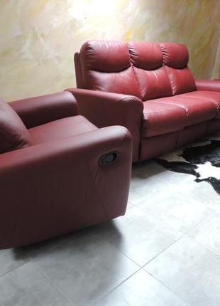 Стильный кожаный диван реклайнер, кожаная мебель релакс2 фото