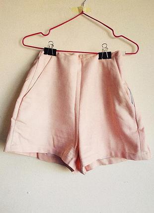 Персиковые шорты
