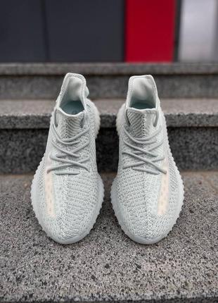 Кросівки yeezy boost