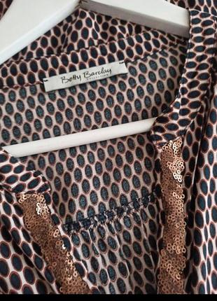 Стильная брендовая блуза 2