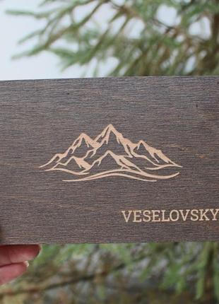 Дерев'яний подарунковий конверт для грошей гори2 фото