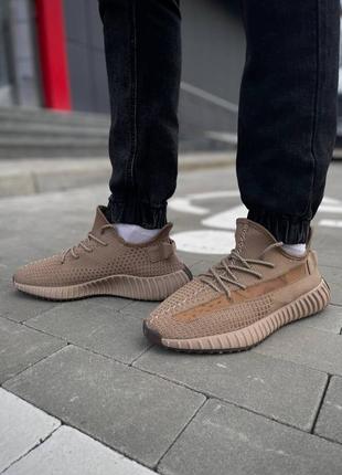 Кросівки adidas yeezy8 фото