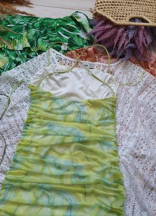 Приталеное фатиновое платье сетка на тонких бретелях5 фото