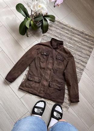 Ваксована куртка barbour