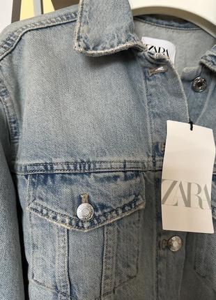 Джинсовая куртка весна деним zara укороченная оверсайз7 фото