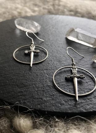 Серебряные серьги с мечами в круге для женщин или мужчин. готические ведьминские магические серьги2 фото