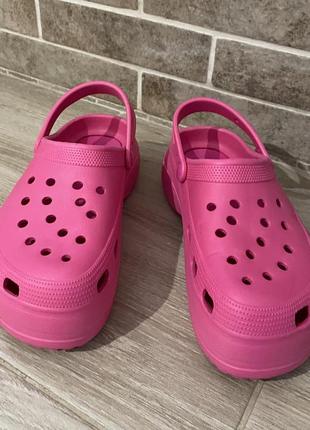 Шлепанцы  фирменные