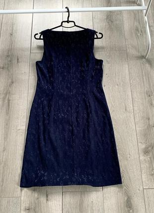 Розкішна дорога сукня плаття синього кольору в квіти дорого виглядає якісна тканина розмір s2 фото