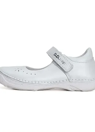 Шкіряні туфлі для дівчинки ddstep.