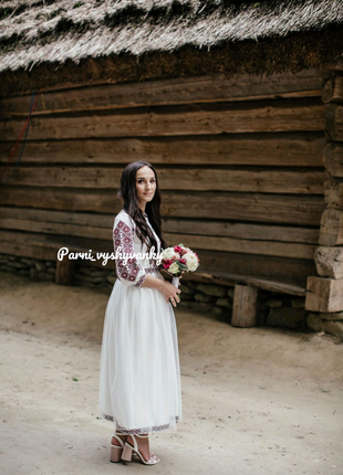 Весільну сукню з українською вишивкою. весільна сукня з вишивкою5 фото