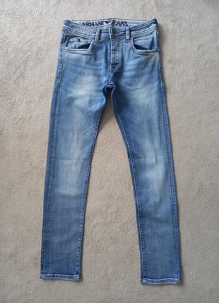 Брендовые джинсы armani jeans.