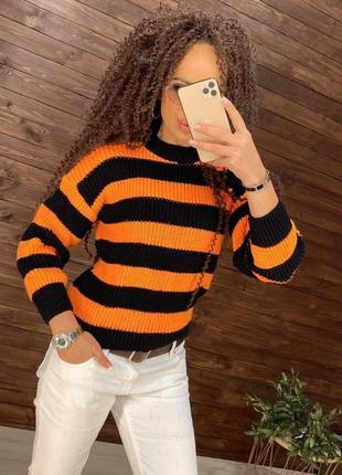 Жіночий смугастий светр1 фото