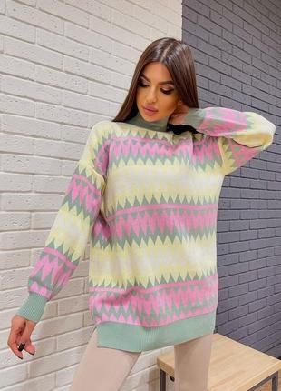 Жіночий трендовий різнобарвний светр під горло3 фото