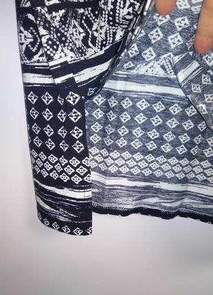 Трикотажная юбка с разрезами по бокам в принт3 фото