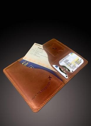 Шкіряна обкладинка для паспорта в подарунковій коробці6 фото
