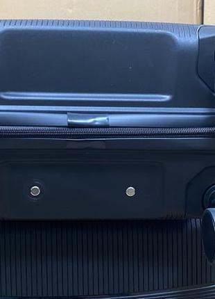 Дорожня маленька s поліпропіленова валіза на 4 колесах8 фото