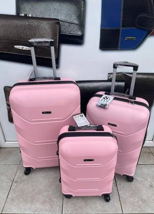 Комплект чемоданов пластиковый на 4х колёсах ( l m s ) fly роз...