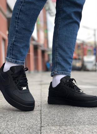 Чоловічі кросівки nike air max, nike air force 1, nike air jordan 1, nike zoom fly, nike vomero 5, nike blazer, nike lebron, nike cortez, nike m2k