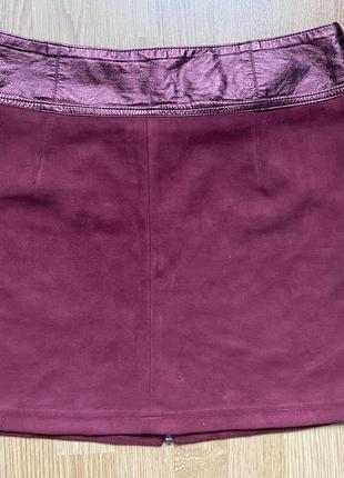 Замшевая юбка-трапеция с элементами кожи.5 фото