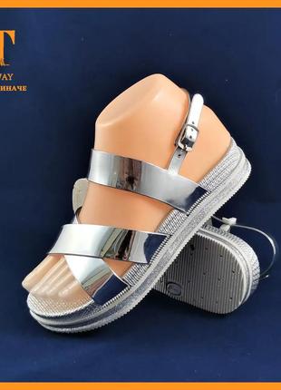 .жеские сандалии серебристые белые летние обуви (размеры: 36,37,38,40) - 04-21 фото