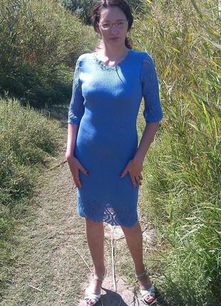 В'язане блакитне ніжна сукня з ажурною оздобленням по верху і по низу сукні та на рукавах6 фото