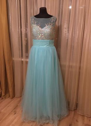 Платье в стиле jovani