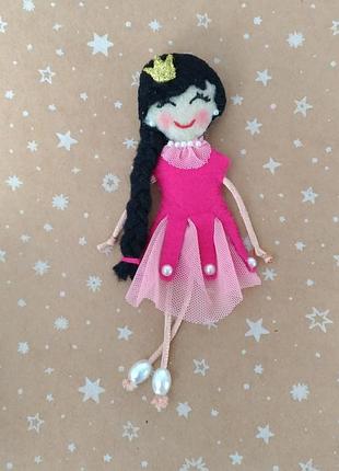 Брошь "принцесса"