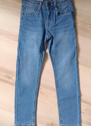 Мягкие и удобные джинсы pepperts 122 см