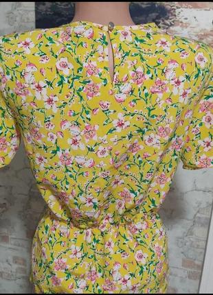 Блуза в квітковий принт.2 фото