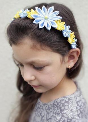 Обідок для волосся синьо-жовтий. канзаші обруч з квітами ручної роботи. подарунок для дівчинки2 фото